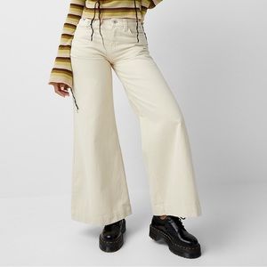 New Neutral Extra Wide Legged Jeans by The Ragged Preist Size 30